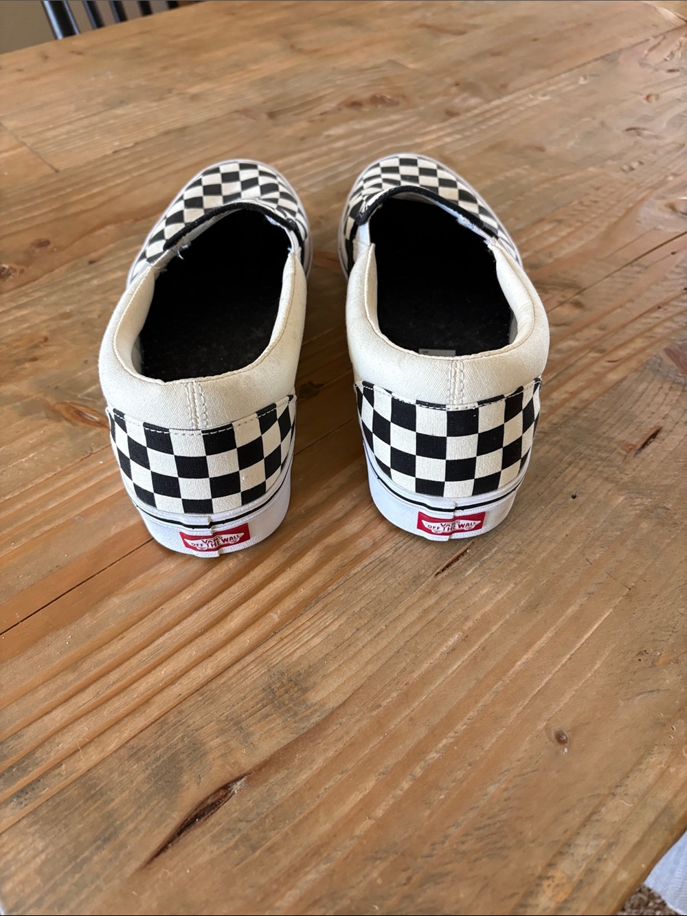 Vans slip ons. - Picture 2 of 4